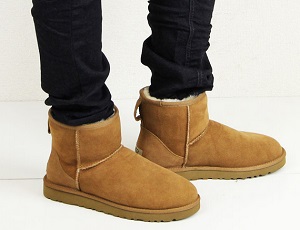 新品本物 UGG サイズ6 ショートブーツ ブーツ -